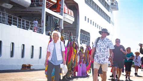 Seven Seas Mariner Atrac En El Puerto De Acajutla