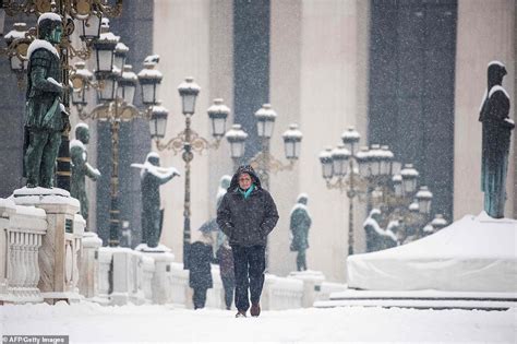 Europe On Red Alert As Heavy Snow Blankets Germany And Austria Daily