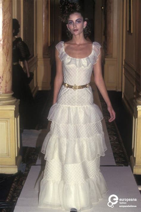 S Chanel The Most Iconic Runway Moments By Karl Lagerfeld In