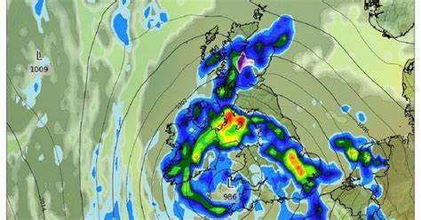 Uk Weather New Storm Maps Show Chaotic Rainbow Coloured Mix Of Rain