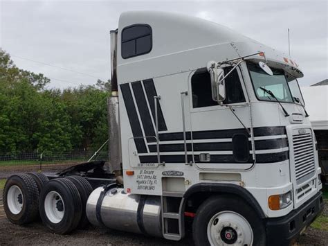 1993 Freightliner Cabover