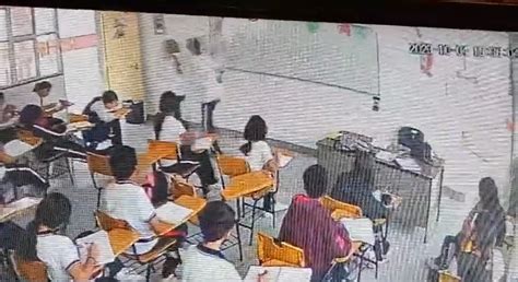 Ocurrió en Coahuila un alumno de secundaria atacó a puñaladas a su