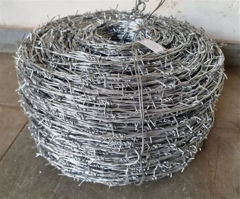 Galvanized Gi Barbed Fencing Wire Wire Diameter Mm At Kg In