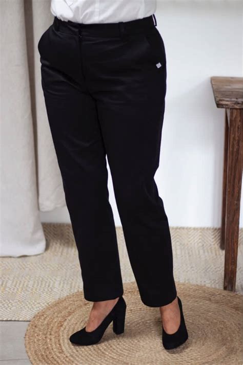 Pantalon Droit En Coton Bio Noir L Authentique C BERGAMIA