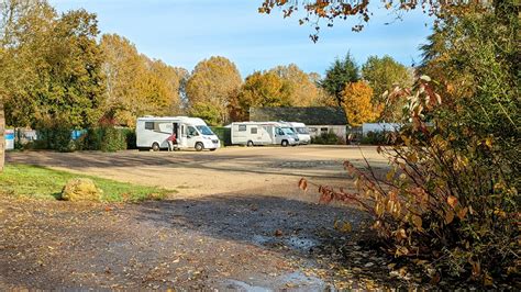 Aire Camping Cars De Montreuil Bellay Saumur Val De Loire Tourisme