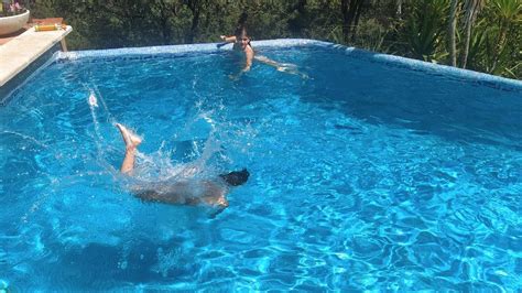 La opinión de un blogger sobre la prohibición de llenar la piscina con