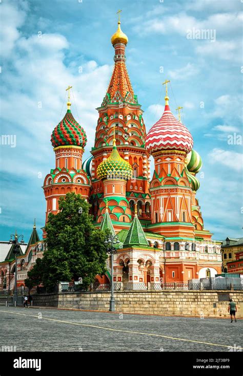 st basils cathedral  moscow russia   famous landmark  russia