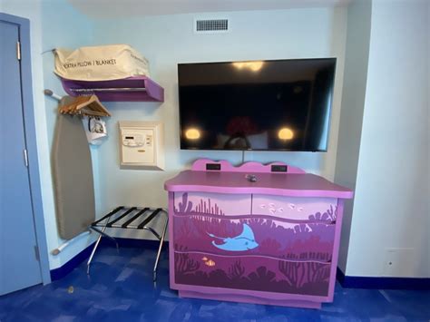 PHOTOS, VIDEO: Tour a Newly-Remodeled "Finding Nemo" Family Suite at ...