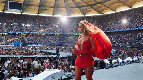 Beyoncé live in Hamburg Kritik Um Wette glitzern DER SPIEGEL