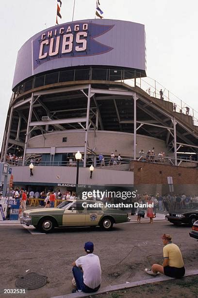 Wrigley Field Lights Photos and Premium High Res Pictures - Getty Images