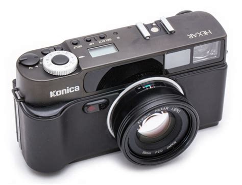 10 Popular Point And Shoot Film Cameras For The Compact Shooter