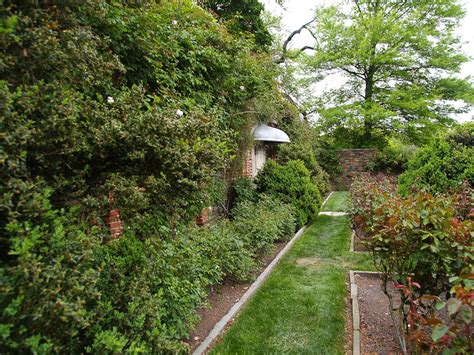 DC Guide: The Gardens of Dumbarton Oaks