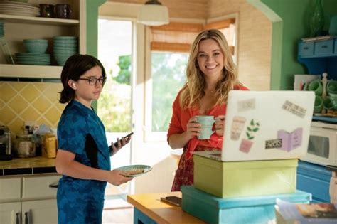 Netflix lanzó trailer de la nueva película de Reese Witherspoon y