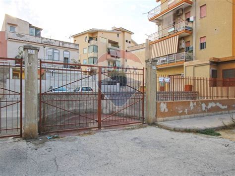 Garage Box Via Turchia Siracusa Rif Immobiliare It