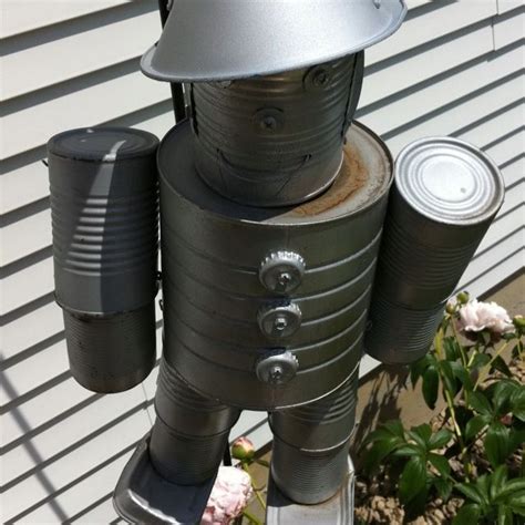 Tin Man For The Garden Tin Man Made Out Of Cans Love Recycle Cans