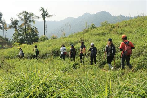 11 Rekomendasi Destinasi Trekking Ramah Anak Di Sentul