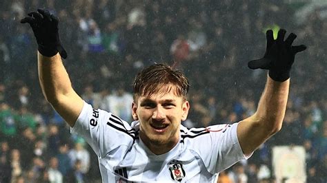 Aston Villa Beşiktaş ın genç yıldızı Semih Kılıçsoy un peşinde