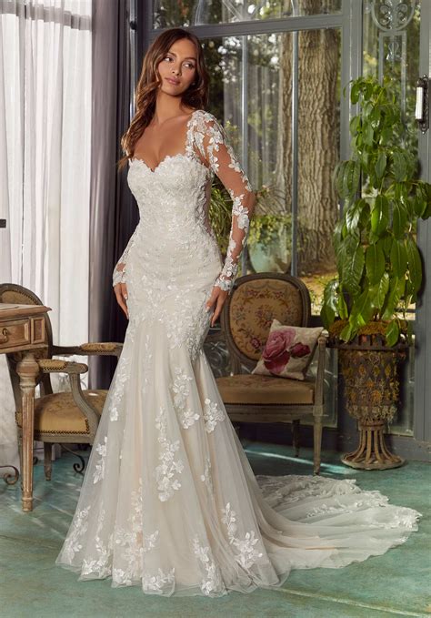 shop for wedding dress - Fashion Professional