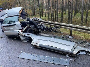 Koszmarny Wypadek Na Dk Si A Uderzenia By A Tak Du A E Z Auta