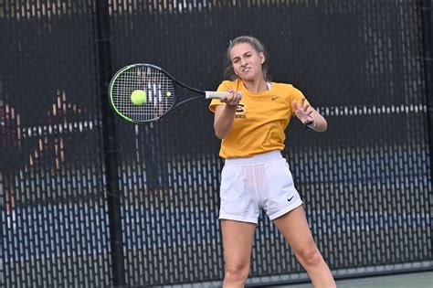 Womens Tennis Opens Season In Whitewater University Of Wisconsin