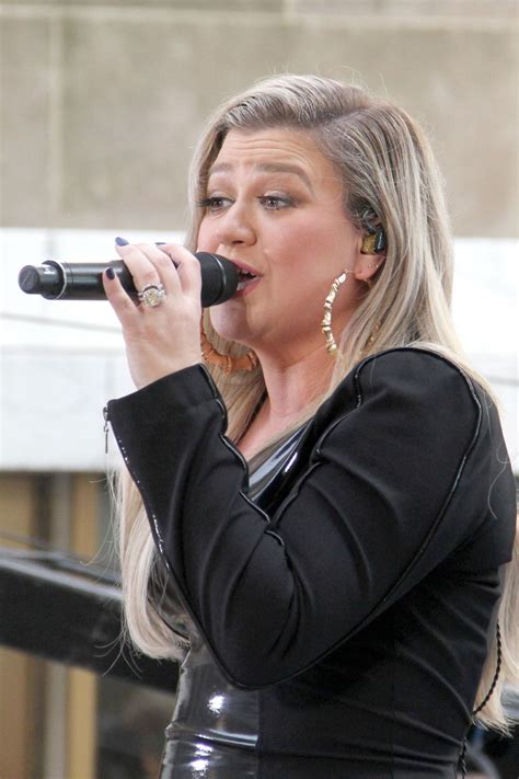 KELLY CLARKSON Performs at Today Show Concert Series in New York 06/08