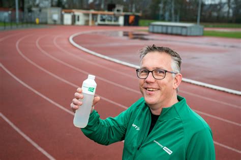 Geen Frisdrank Koffie En Alcohol Sportbedrijf Daagt Arnhemmers Uit