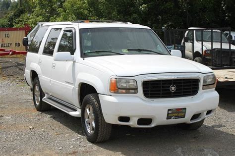 1999 Cadillac Escalade For Sale