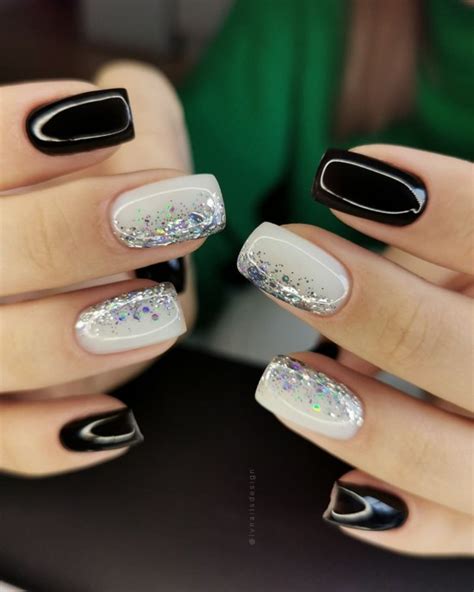 25 Awesome New Years Eve Nail Art Ideas Black White And Silver