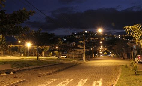 Prefeitura Revitaliza Ilumina O Do Bairro Bom Clima Not Cias Empav