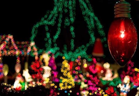 Christmas Light Photography Tips