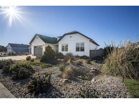 1260 Sw Beach Loop Dr Bandon Or 97411 House For Sale In Bandon Or