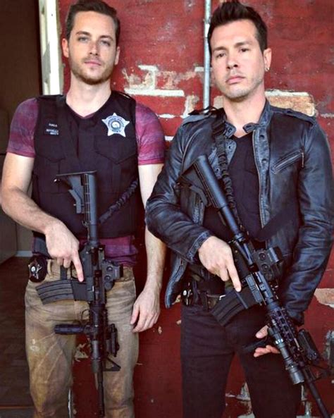 Chicago Pd Jesse Lee Soffer And Jon Seda Jay Halstead And Antonio