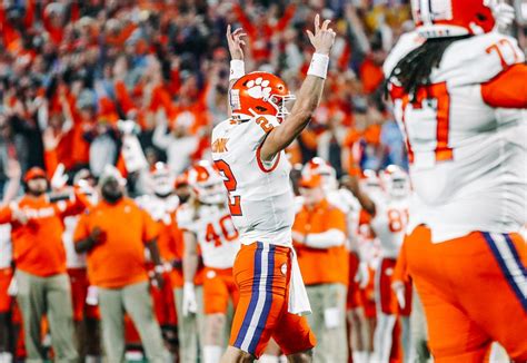 Clemson Football To Play 3 Of College Footballs Top 10 Quarterbacks