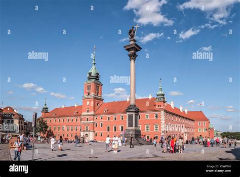 Plac Zamkowy W Warszawie Stock Photo Alamy