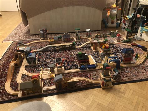 Updated layout : r/ThomasWoodenRailway