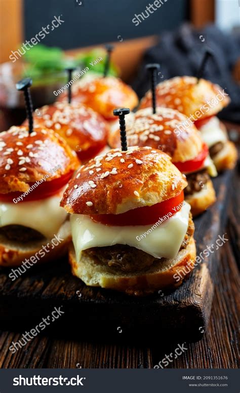 119 Ground Beef Mini Sliders Images, Stock Photos & Vectors | Shutterstock