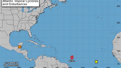 Beryl se convierte en huracán trayectoria y dónde tocaría tierra