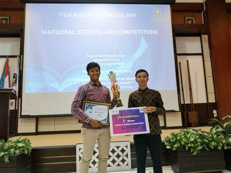 Bagas Juara Kompetisi Stocklab Nasional Jurusan Pendidikan Akuntansi