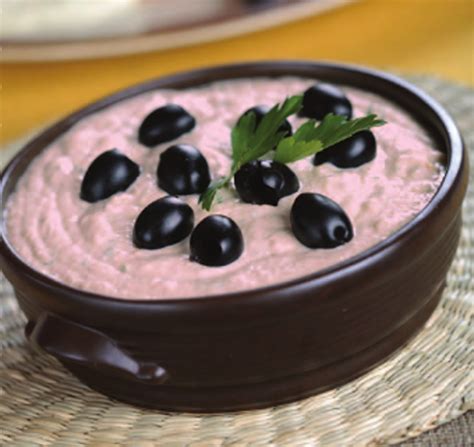 Taramosalata (Traditional Greek fish roe dip) | Horio