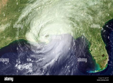 Hurricane katrina landfall nasa hi-res stock photography and images - Alamy