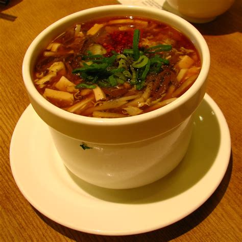 酸辣湯 Hot and sour soup for NT 70 from 鼎泰豐 Din Tai Fung Flickr