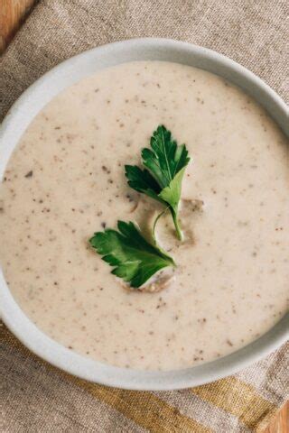 Грибные крем-супы: рецепты — Лайфхакер