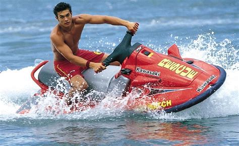 Relive Jason Momoas Time As A Hawaiian Lifeguard During His Two Season