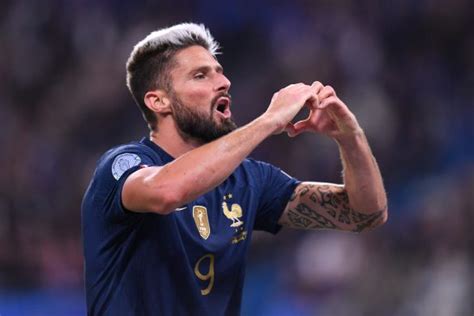 Olivier Giroud Set To Start The Denmark Game On The Bench Get French Football News