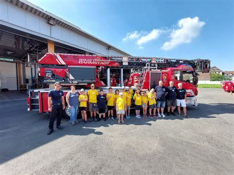 Ferienfreizeit Zu Besuch Bei Der Berufsfeuerwehr Darmstadt Feuerwehr