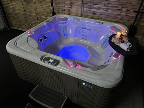 HotSpring Vanguard Highlife Series Relaxation Spa S