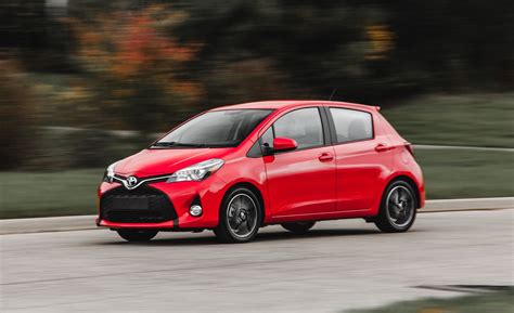 2015 Toyota Yaris SE Manual and Automatic Test | Review | Car and Driver