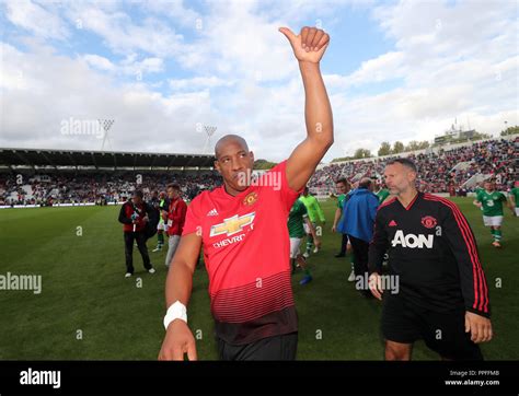 Manchester United Legends Dion Dublin Hi Res Stock Photography And