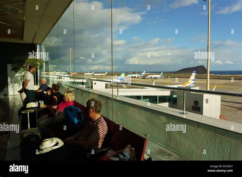 Tenerife sur airport hi-res stock photography and images - Alamy