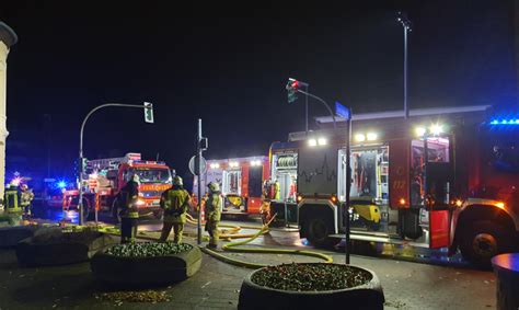 Wohnungsbrand Gesamtwehr Tönisvorst im Einsatz LokalKlick eu